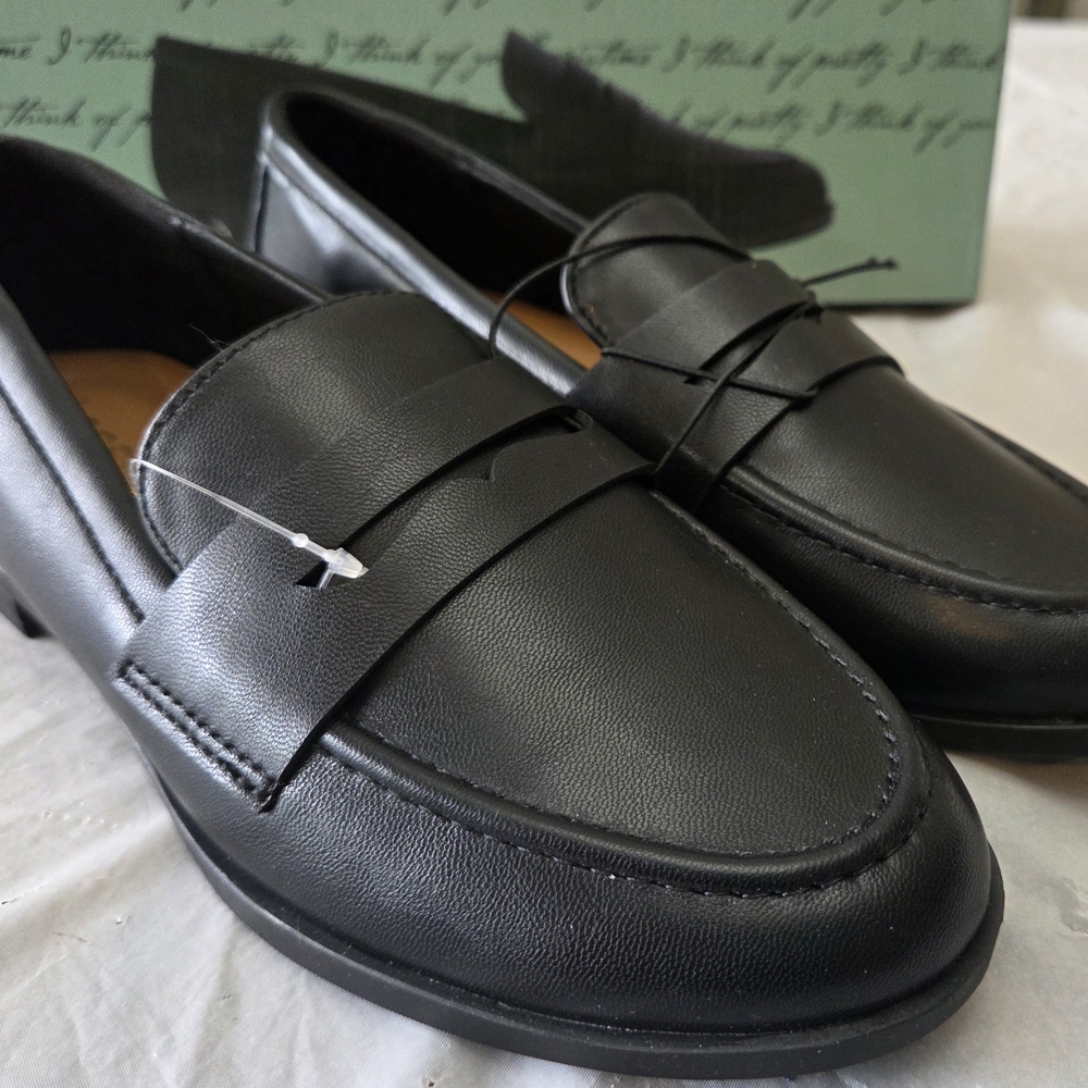 Kensie Ladies' Penny Loafer Padded Footbed Slip-On Style Lightweight Black  Sz 6